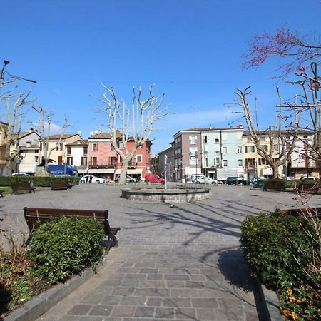 Appartement La Mansarda Di Juliette à Desenzano del Garda Extérieur photo